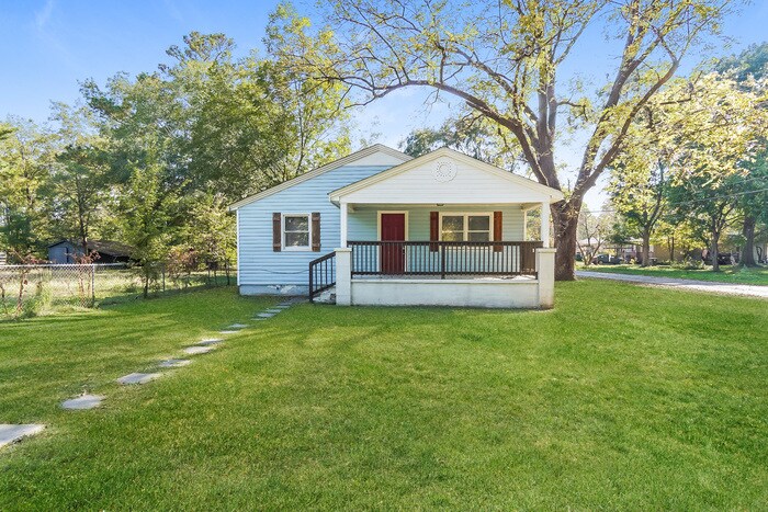 123 Hart Ave in Bessemer, AL - Building Photo