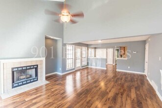 1632 Beaver Trail Dr in Memphis, TN - Building Photo - Building Photo