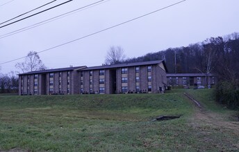 Covenant Village in Knoxville, TN - Foto de edificio - Building Photo