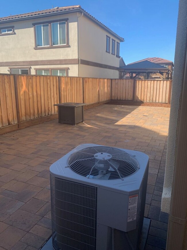 property at 1905 Kendal Pl