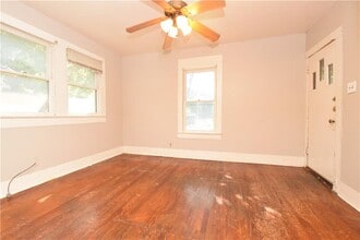 5110 Evans Ave in Austin, TX - Building Photo - Building Photo