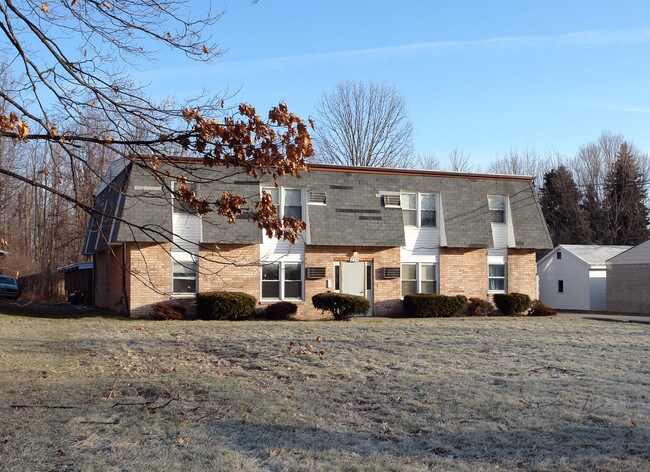 270 Washington Blvd in Youngstown, OH - Building Photo - Building Photo