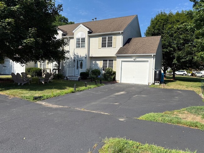 property at 10 Ptarmigan Dr
