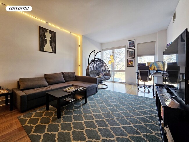 415 Leonard St in Brooklyn, NY - Building Photo - Building Photo