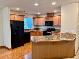 Lynnwood Home in Lynnwood, WA - Building Photo