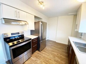 111 Tabor Blvd in Prince George, BC - Building Photo - Building Photo