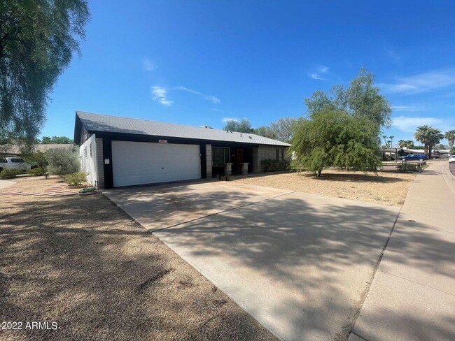 3429 E Lupine Ave in Phoenix, AZ - Building Photo - Building Photo