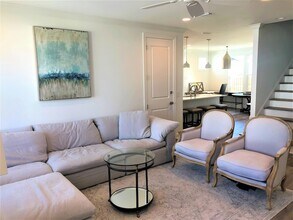 117 Roundwood Dr in Inlet Beach, FL - Foto de edificio - Building Photo