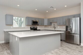 1433 E Lee St in Tucson, AZ - Building Photo - Building Photo