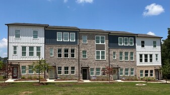 912 Colton Dr in Acworth, GA - Building Photo