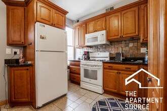 3036 N Seminary Ave, Unit THREE in Chicago, IL - Building Photo - Building Photo
