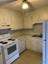 8142 Oldfield Rd SW in Huntsville, AL - Building Photo - Building Photo