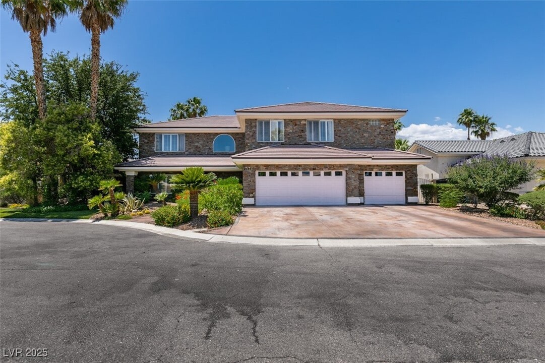 2131 Alexa Breanne Ct in Las Vegas, NV - Building Photo