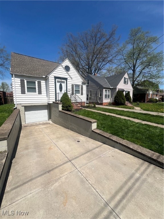 20366 Orchard Grove Ave in Rocky River, OH - Building Photo - Building Photo