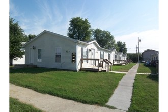 233-239 S Broadway St in Seymour, IN - Building Photo - Building Photo