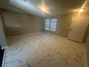 18436 Willow Sage Ln in Elgin, TX - Building Photo - Building Photo