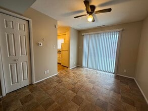 2808 Hickory Rd in Mishawaka, IN - Building Photo - Building Photo