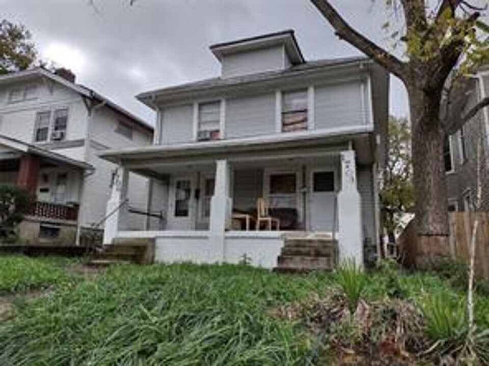 1704-1706 Wyoming St in Dayton, OH - Foto de edificio