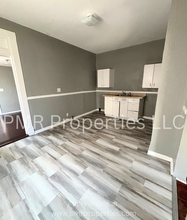 908 Richardson St in St. Joseph, MO - Building Photo - Building Photo