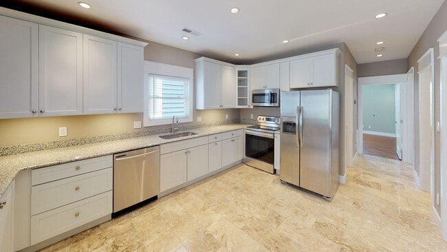 property at 1603 Forest Ave