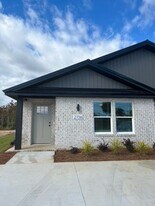 2732 Usery Rd in Panama City, FL - Building Photo