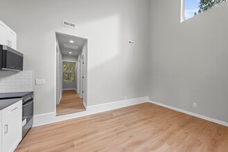 2209 Garden Pl in Raleigh, NC - Building Photo - Building Photo