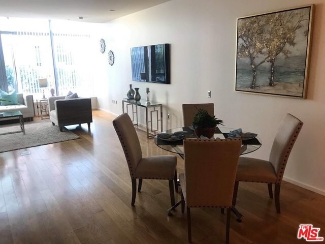 1155 S Grand Ave-Unit -524 in Los Angeles, CA - Building Photo - Building Photo