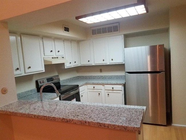 property at 2425 Holly Hall St