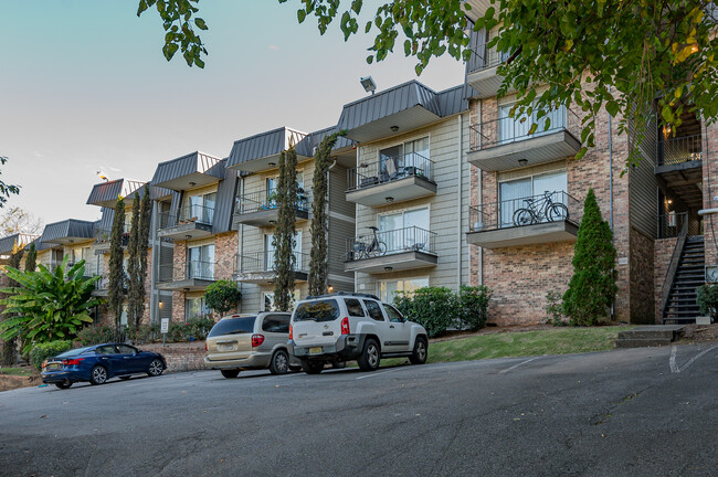 Cliff Highlands in Birmingham, AL - Foto de edificio - Building Photo