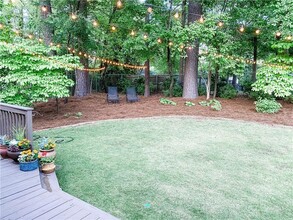 2841 Cravenridge Dr NE in Atlanta, GA - Building Photo - Building Photo