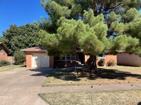 3108 39th St in Lubbock, TX - Building Photo