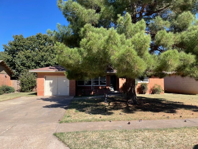 property at 3108 39th St