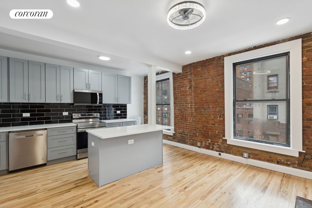 112 E 123rd St in New York, NY - Building Photo