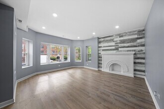 7716 S Kingston Ave in Chicago, IL - Building Photo - Building Photo