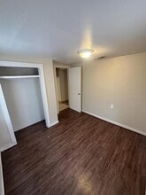 1004 8th St in Levelland, TX - Building Photo - Building Photo