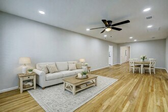 1340 Althea Dr in Houston, TX - Building Photo - Building Photo