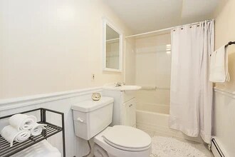 263 Bolton St, Unit unit 1 in Boston, MA - Building Photo - Building Photo