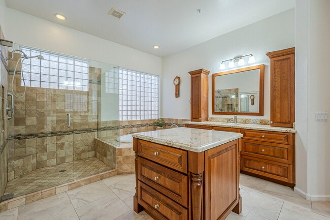10835 E Acacia Dr in Scottsdale, AZ - Building Photo - Building Photo