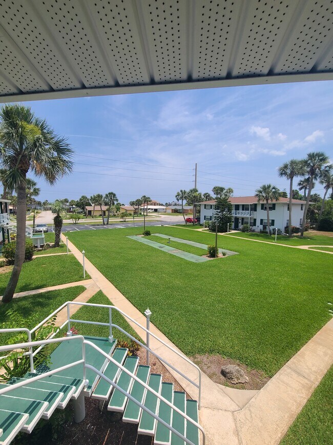 1800 S Palmetto Ave, Unit 106 in South Daytona, FL - Building Photo - Building Photo