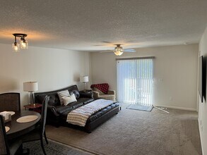 1038 White Tail Ln in Montrose, MN - Building Photo - Building Photo