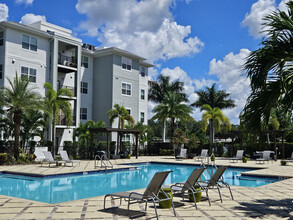 Lola in Riverview, FL - Foto de edificio - Building Photo