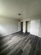 76 Grafton Ave in Newark, NJ - Building Photo - Building Photo