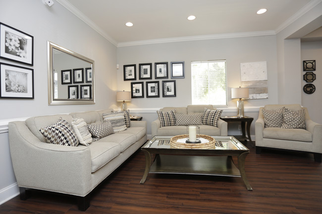 Westwood Estates in West Columbia, SC - Building Photo - Interior Photo