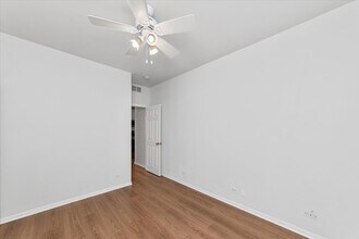 301 W Goethe St in Chicago, IL - Foto de edificio - Building Photo