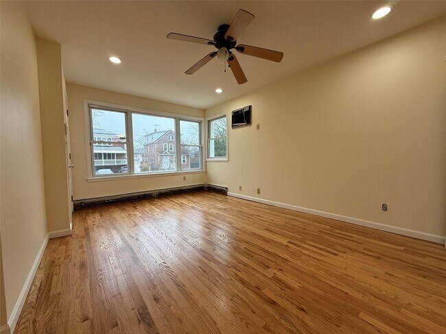 58-40 229th St in Queens, NY - Building Photo - Building Photo
