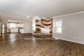 724 W Royal St in Lebanon, IN - Foto de edificio - Building Photo