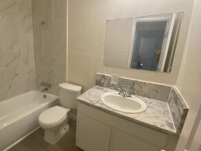 11211 S Post Oak Rd in Houston, TX - Building Photo - Building Photo