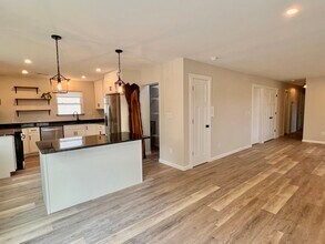 217 Oak St in Charlottesville, VA - Building Photo - Building Photo