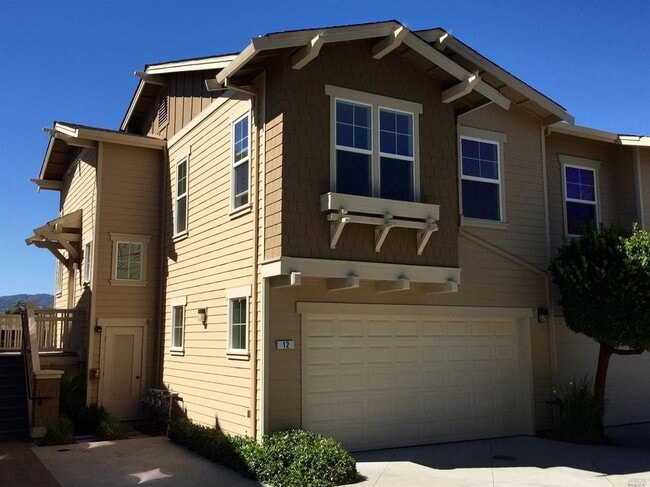 property at 12 Merrydale Ct