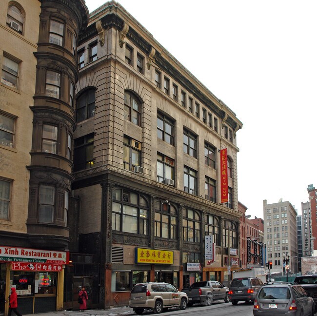 684 Washington St in Boston, MA - Building Photo - Building Photo